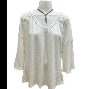 Above and Beyond Laced Top Blouse Size PL NWT